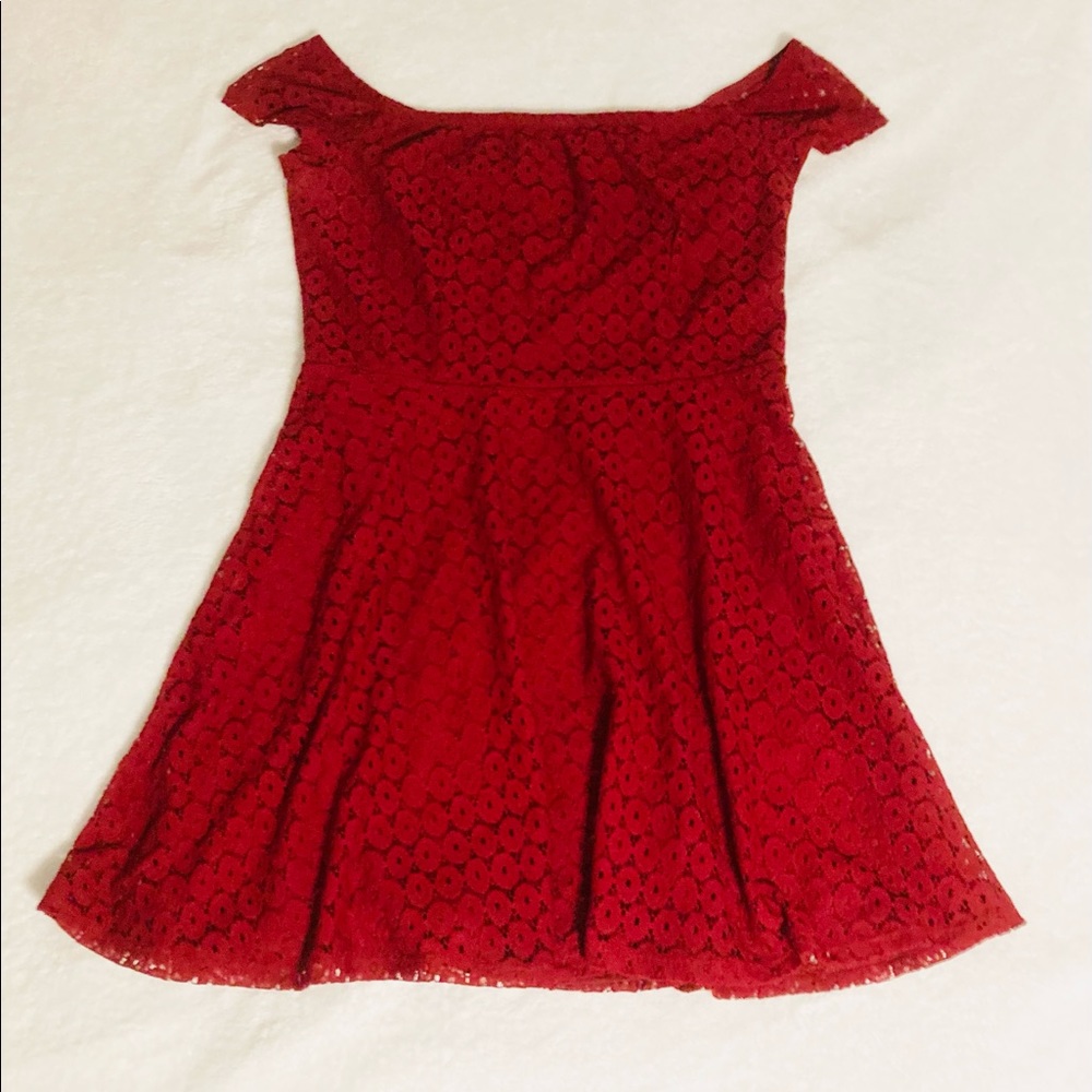 Forever 21 red lace dress